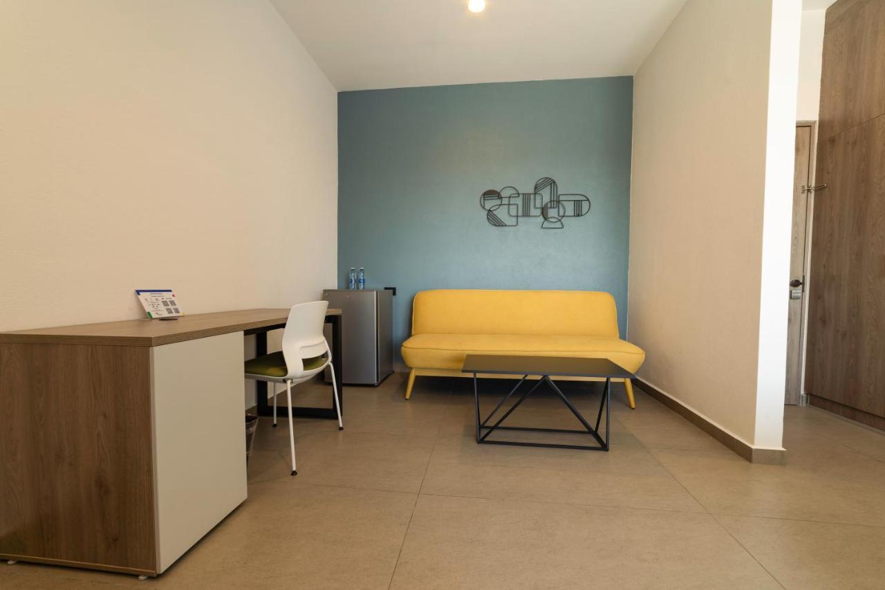 Th Hotel & Vivienda Тепатитлан де Морелос Екстериор снимка